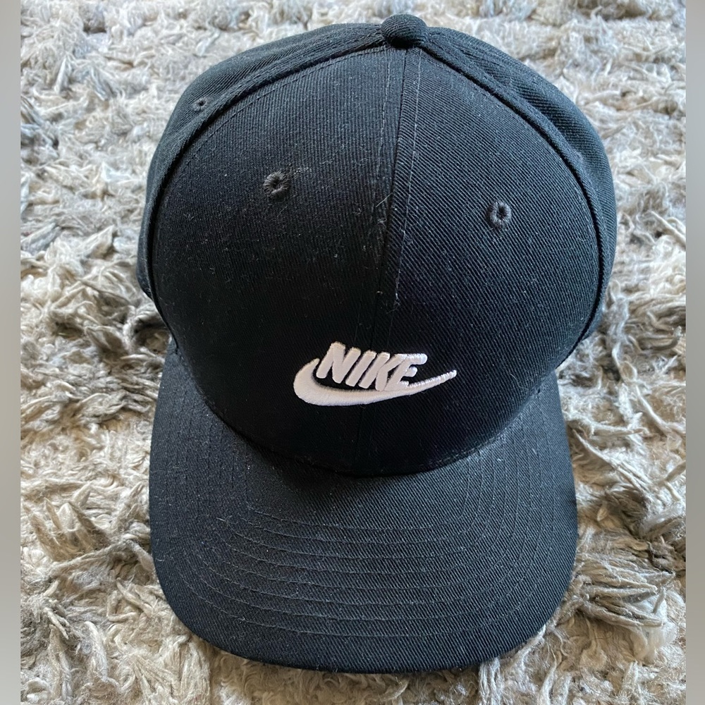 Nike Unisex Flat Bill Black Hat